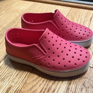Native | Jefferson Shoes | Pink | Size C12